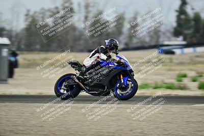 media/Apr-18-2025-TrackDaz (Fri) [[45f5874c44]]/C Group/Session 1 (Turn 7)/